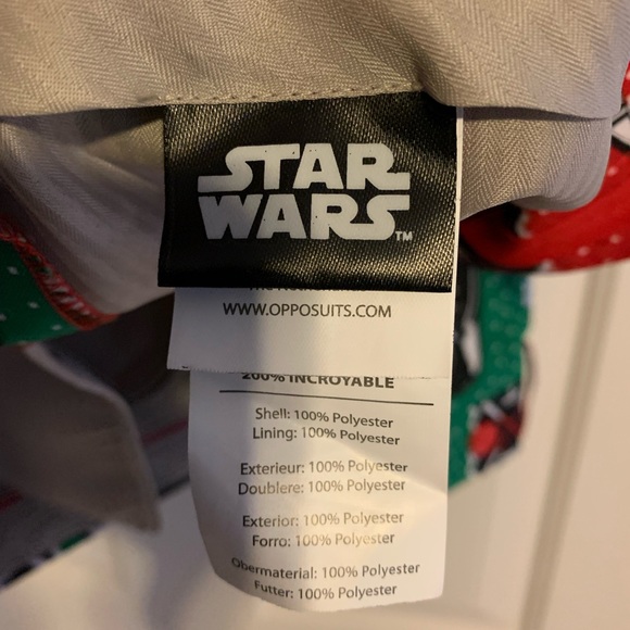 May the Fourth be with You! Here is a classic Star Wars suit for the enthusiast! - Picture 4 of 7